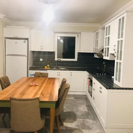 Manzara 2 Isitma Havuzlu Villa *