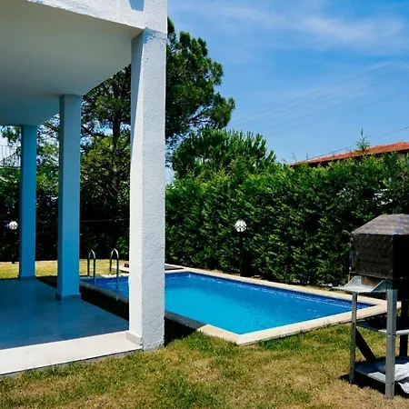 Manzara 2 Isitma Havuzlu Villa Sapanca