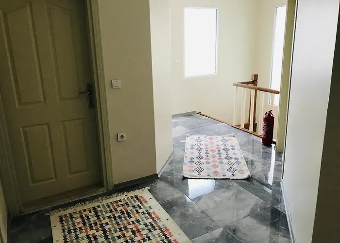 Manzara 2 Isitma Havuzlu Villa *