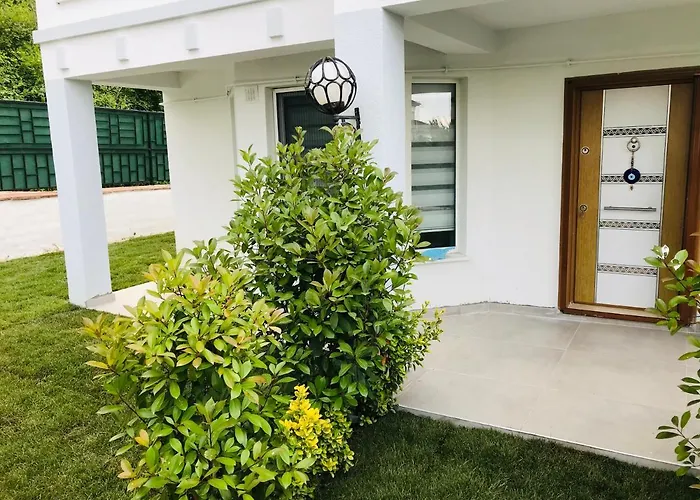 Villa Manzara 2 Isitma Havuzlu