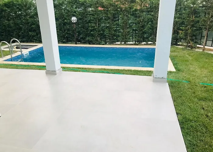 Manzara 2 Isitma Havuzlu * Sapanca