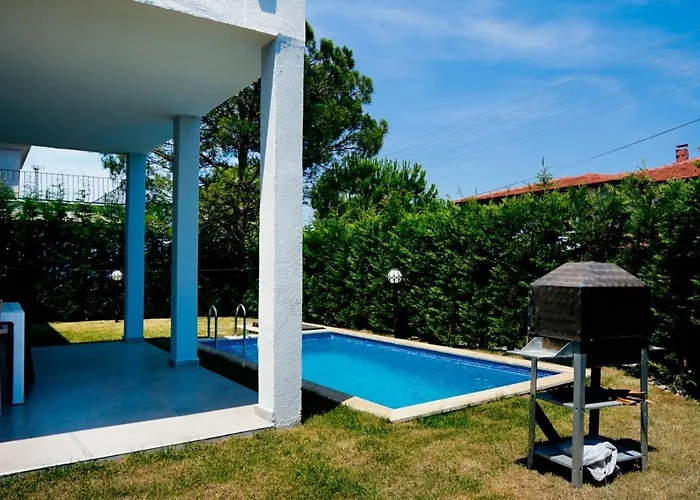 Manzara 2 Isitma Havuzlu Villa Sapanca