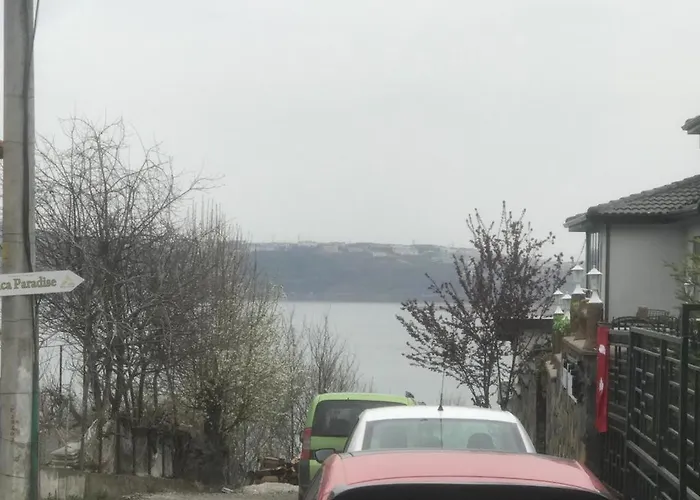 Manzara 2 Isitma Havuzlu Villa Sapanca